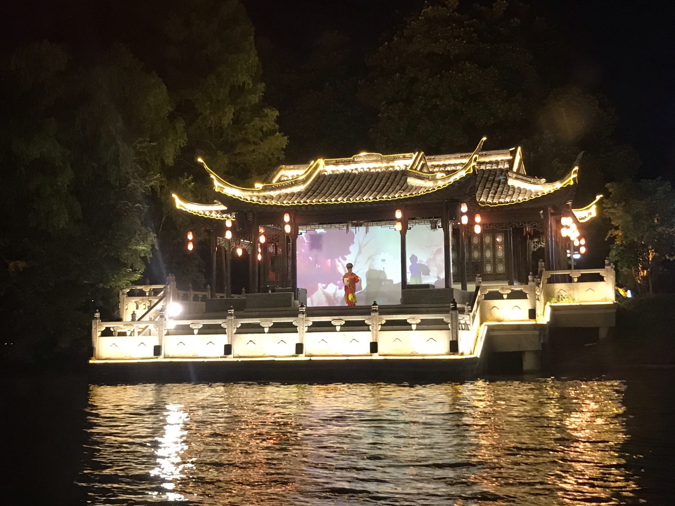 【携程攻略】泰州凤城河画舫游船适合情侣出游旅游吗,凤城河画舫游船