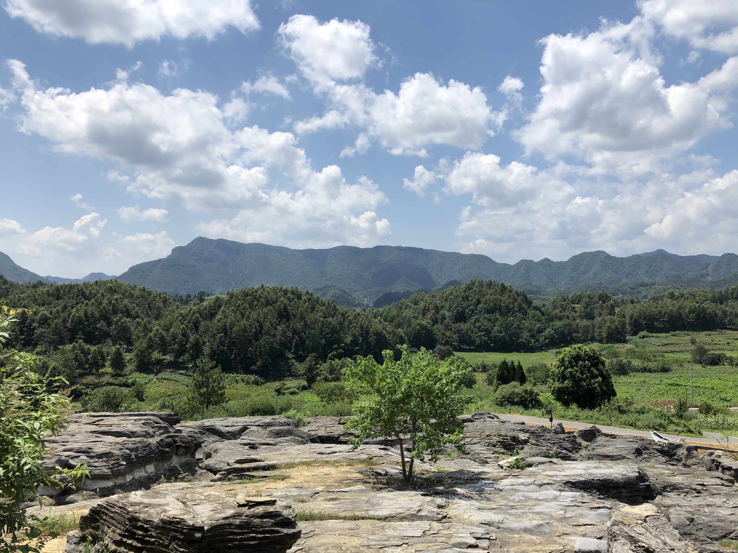 【携程攻略】黟县西递石林景区适合朋友出游旅游吗,西递石林景区朋友