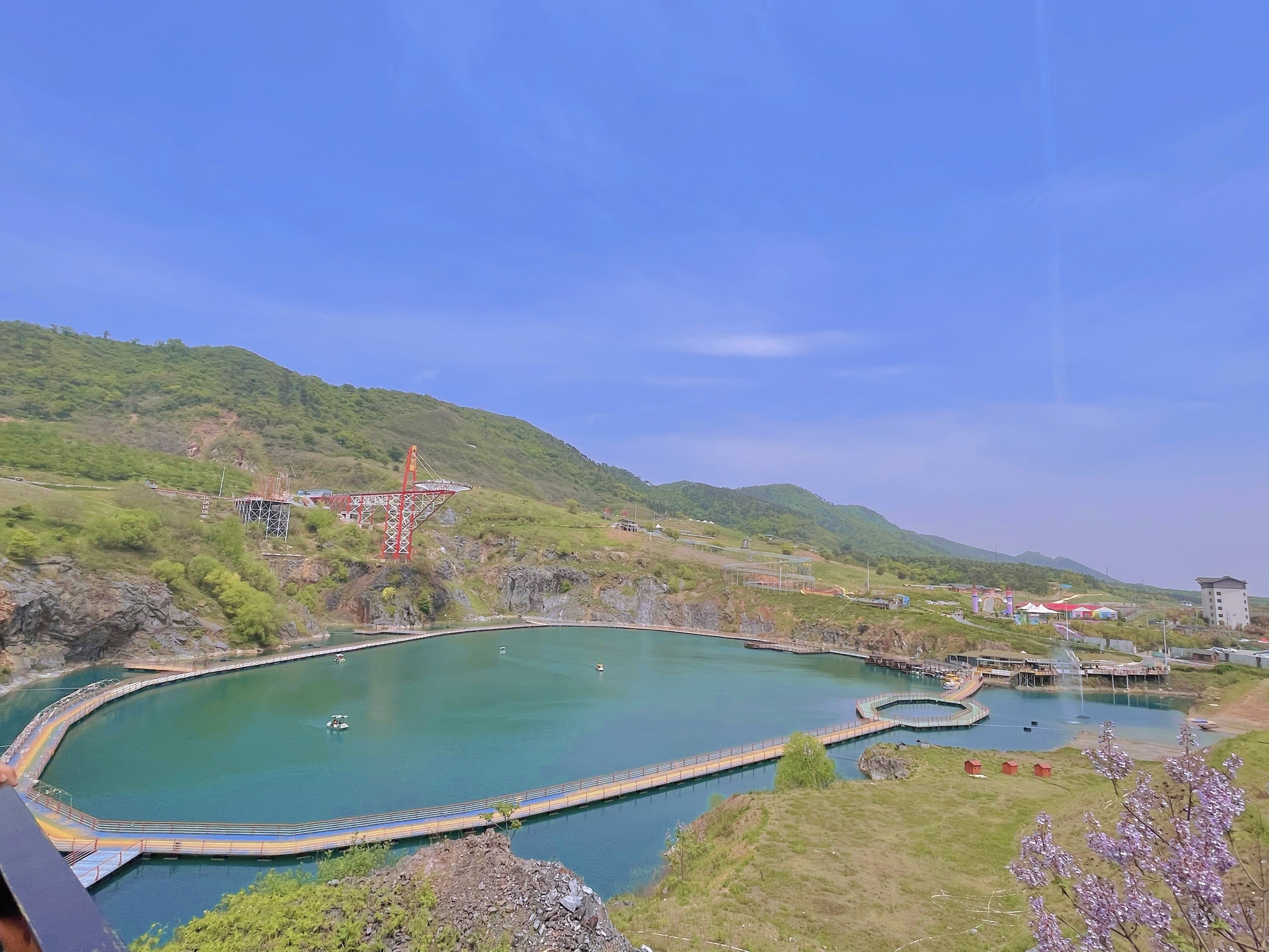 【携程攻略】镇江长山薰衣草彩虹小镇适合朋友出游旅游吗,长山薰衣草