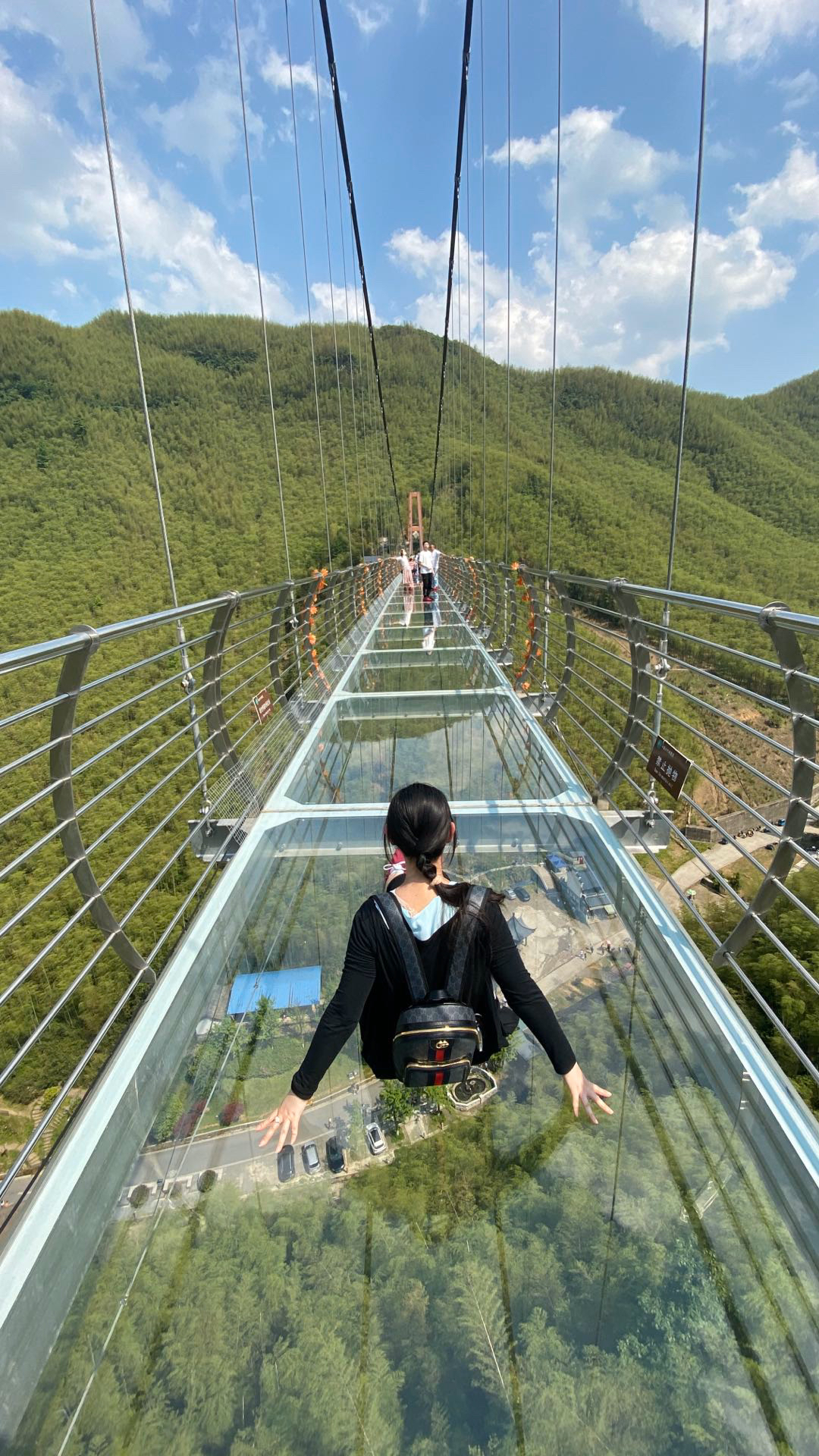 玻璃桥不错,环境好,有提升空间.