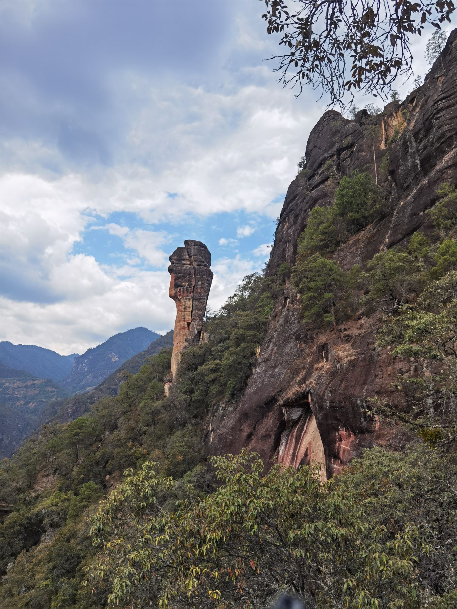 【携程攻略】丽江老君山黎明黎光丹霞地貌景区适合情侣出游旅游吗