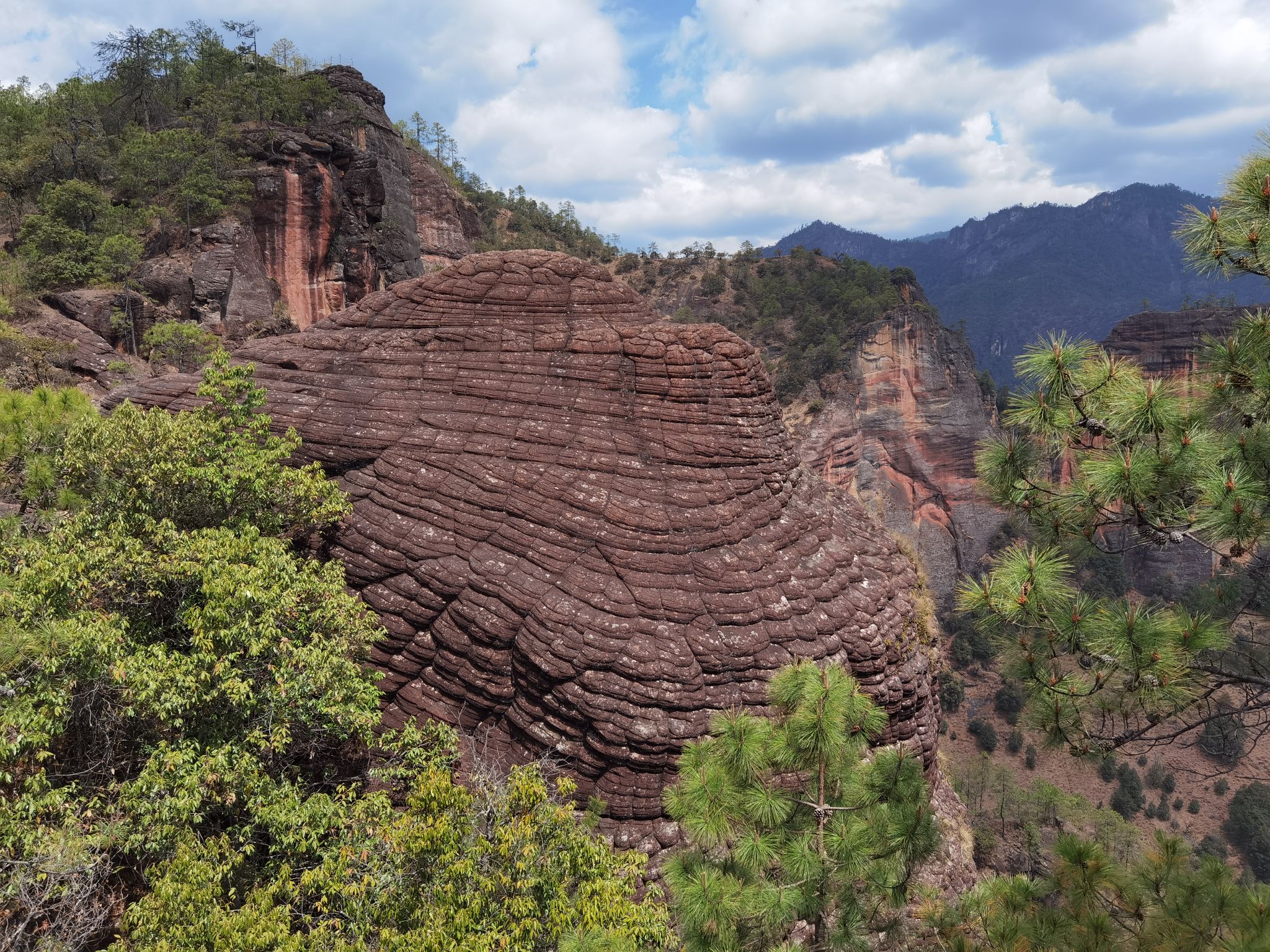 老君山黎明黎光丹霞地貌景区