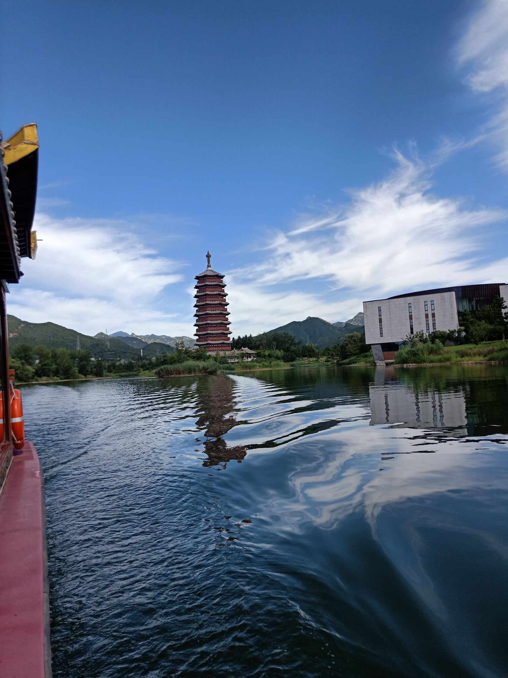 【携程攻略】怀柔区雁栖湖适合朋友出游旅游吗,雁栖湖朋友出游景点