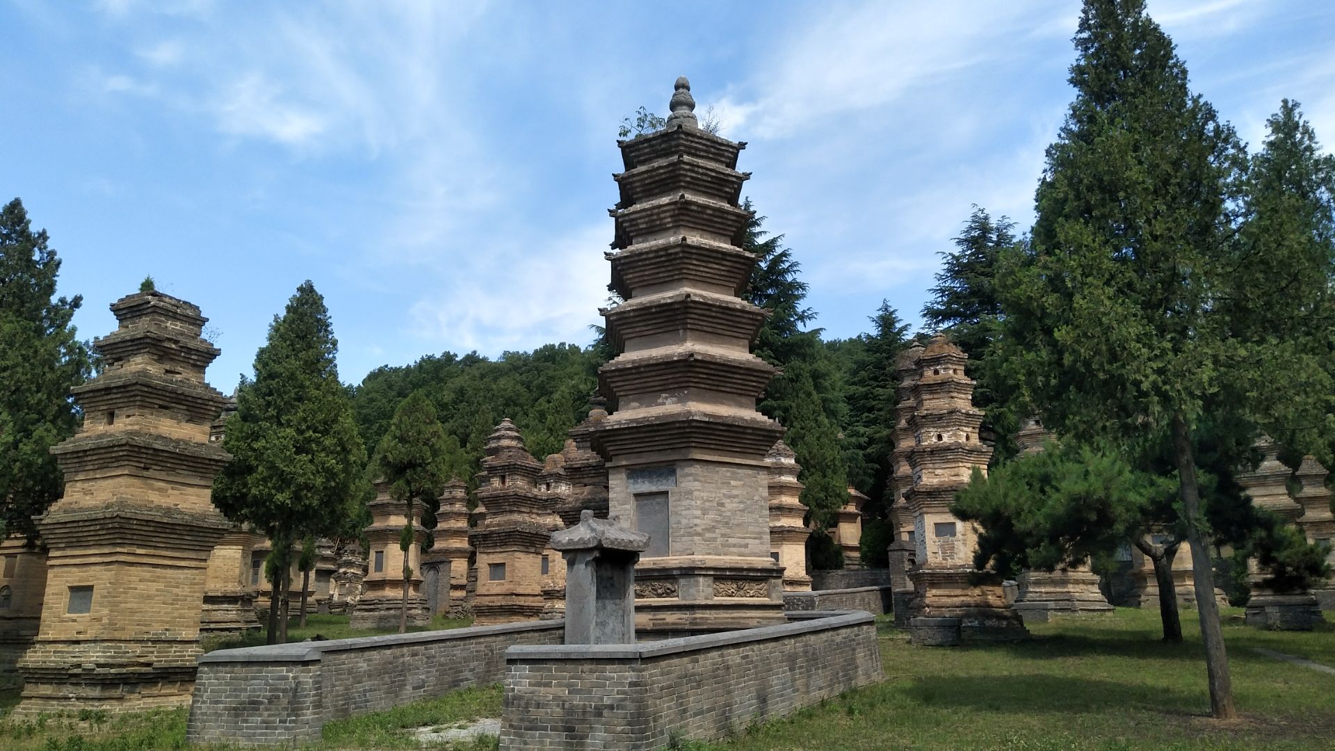 【携程攻略】登封少林寺景点,少林寺名扬海内外,是众多游客前来旅游