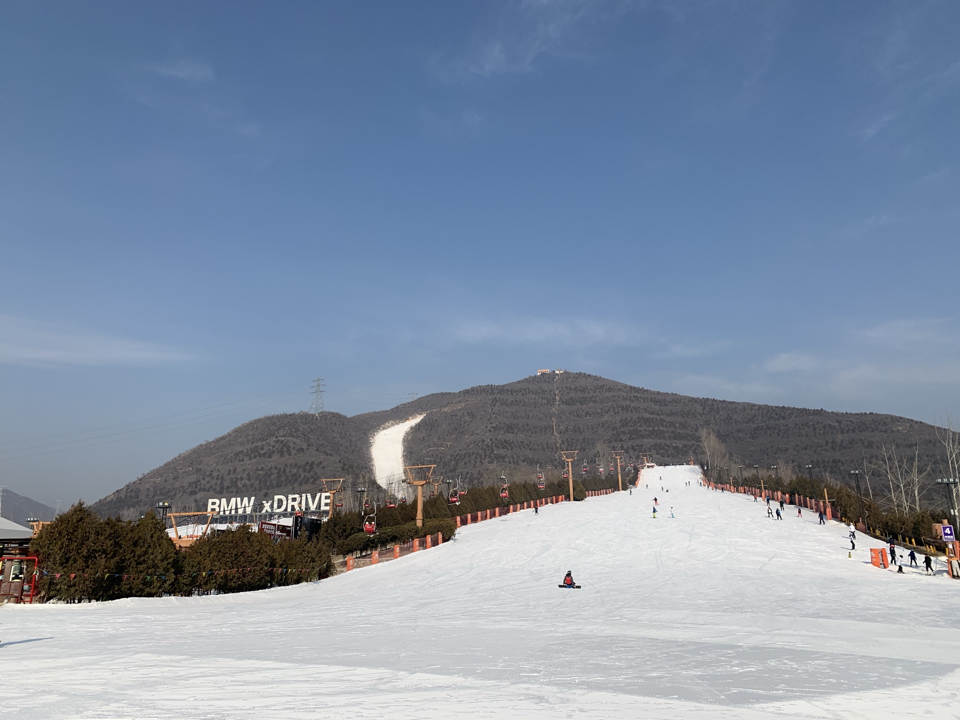 唐山研山滑雪场图片