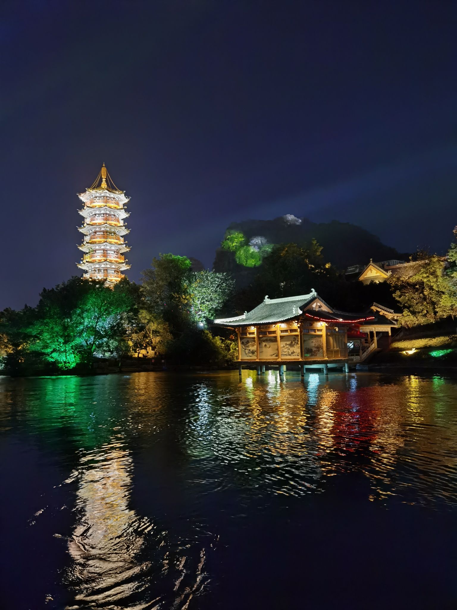 2023两江四湖游玩攻略,两江四湖是桂林市内夜景最美...【去哪儿攻略】