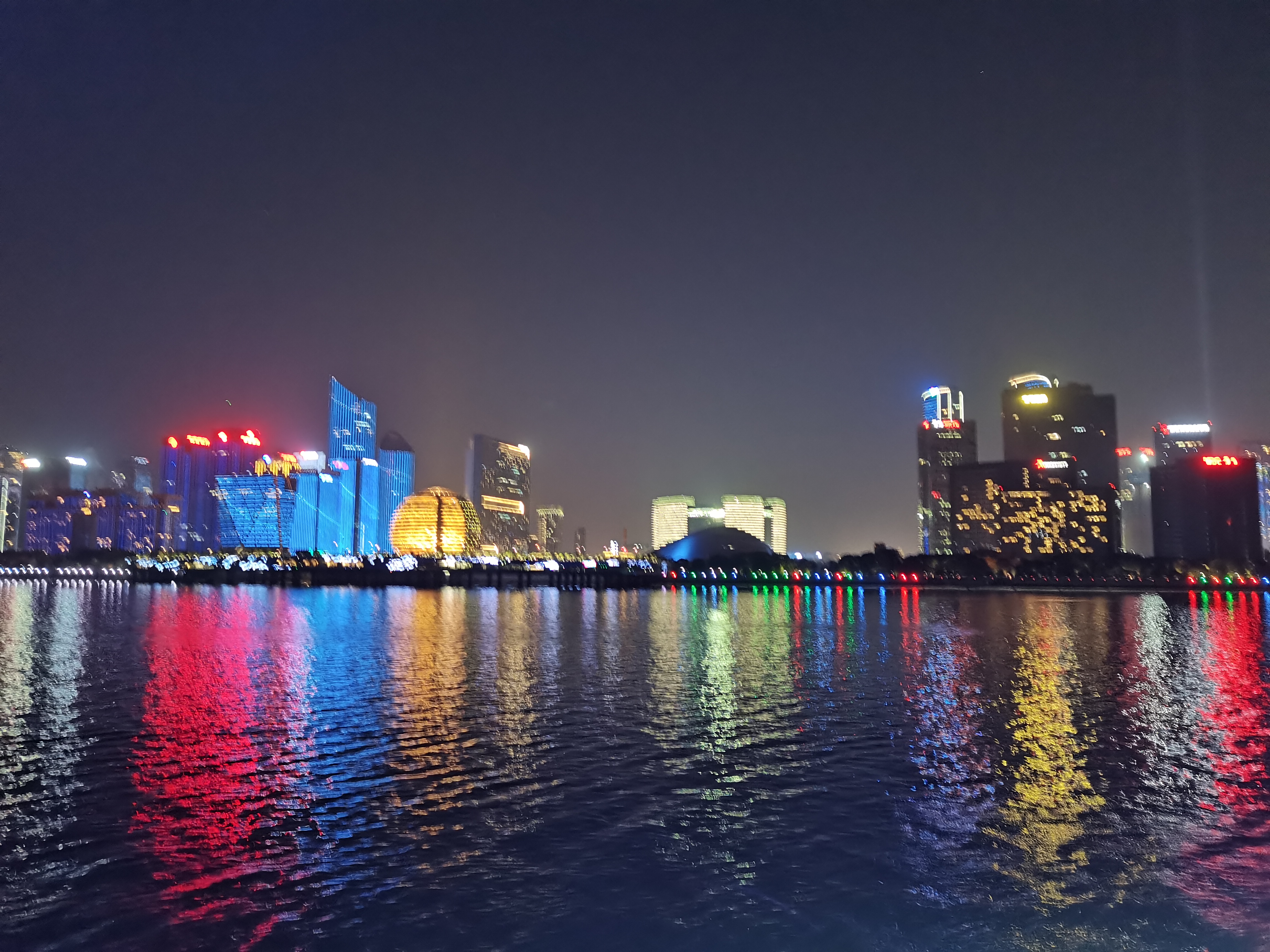 钱塘江夜游