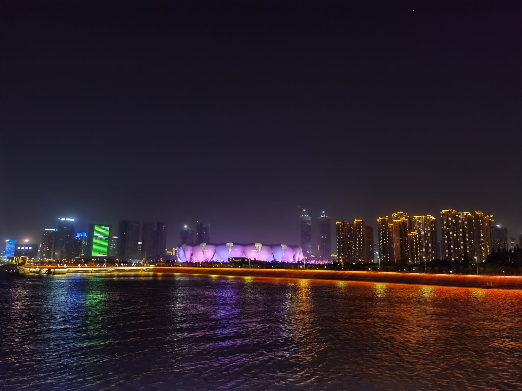 【携程攻略】杭州钱塘江夜游适合朋友出游旅游吗,钱塘江夜游朋友出游