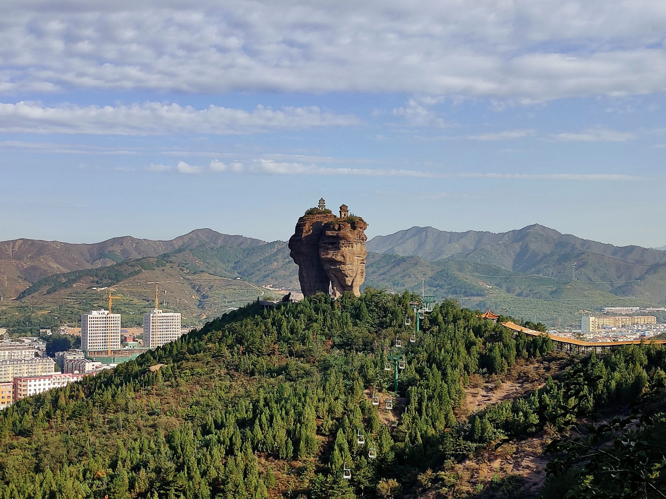 双塔山风景图片图片