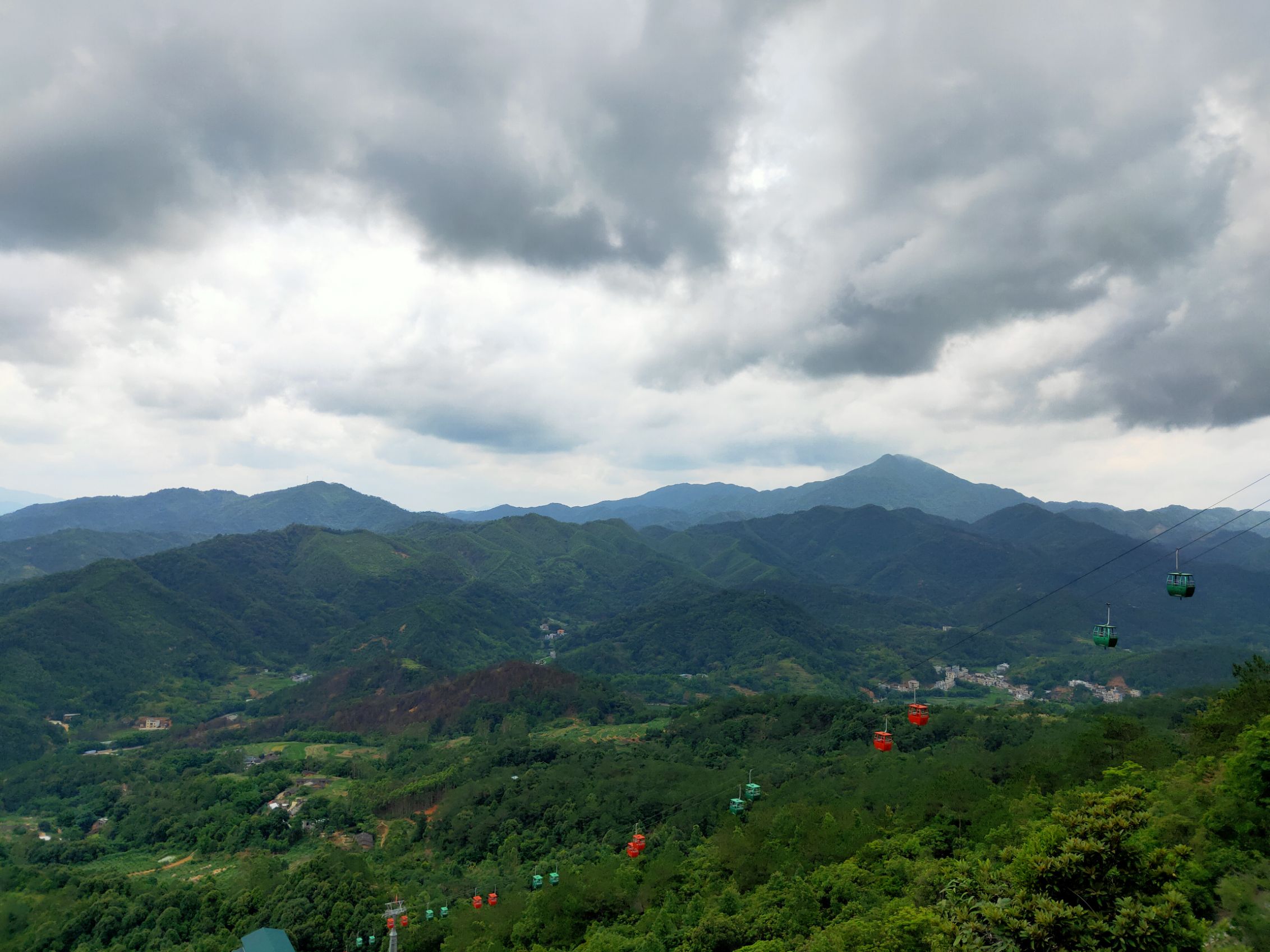 【攜程攻略】信宜石根山適合家庭親子旅遊嗎,石根山家庭親子景點推薦