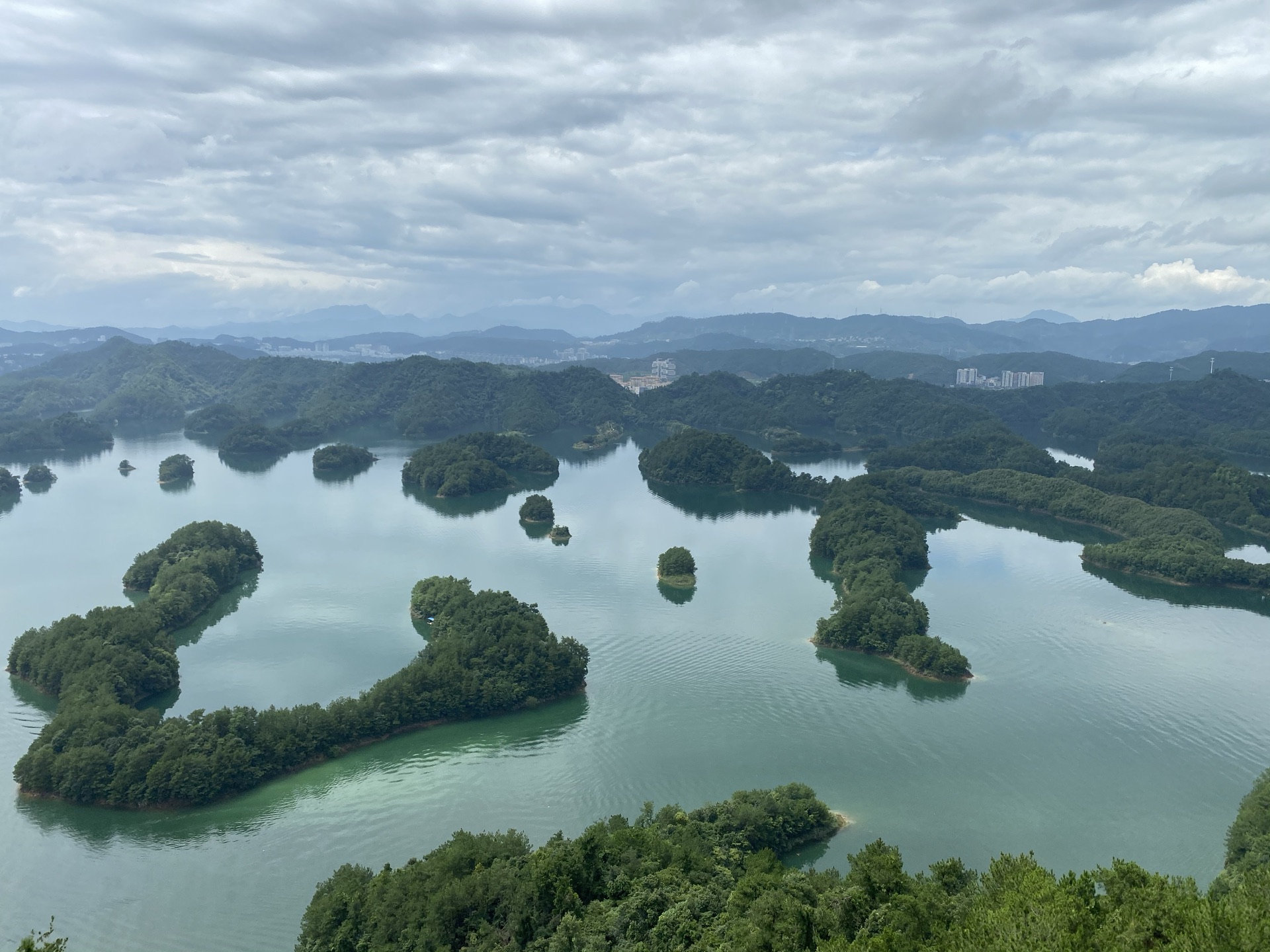 【攜程攻略】千島湖黃山尖適合朋友出遊旅遊嗎,黃山尖朋友出遊景點