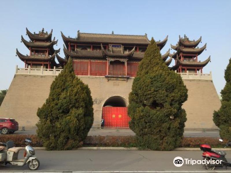 乘坐51路到通福家园站下,步行907米可达 查看更多详情 酒店 酒店