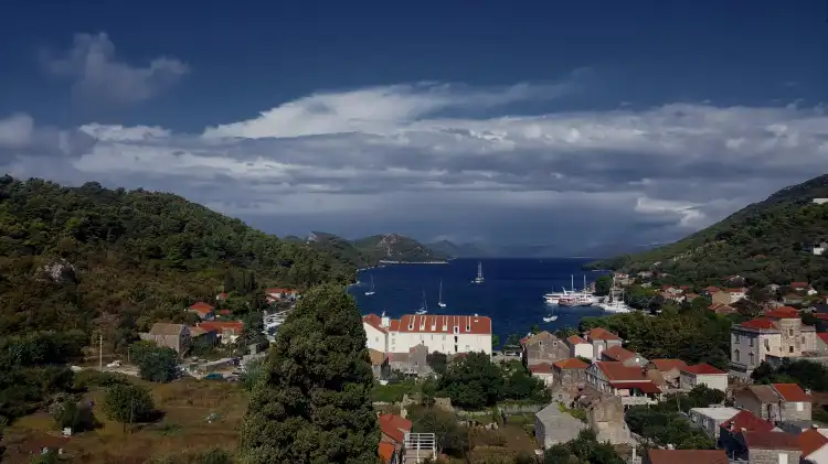 Hotel di Sipanska Luka