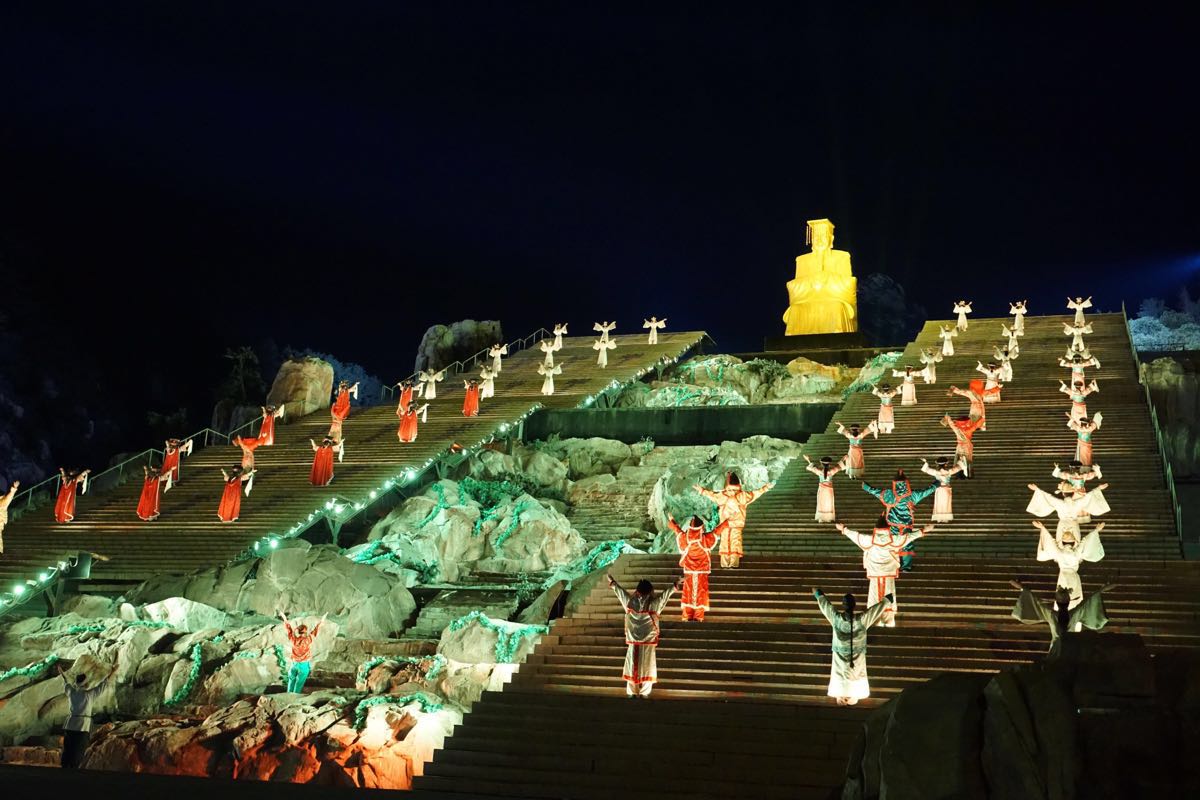 《中华泰山·封禅大典》实景演出