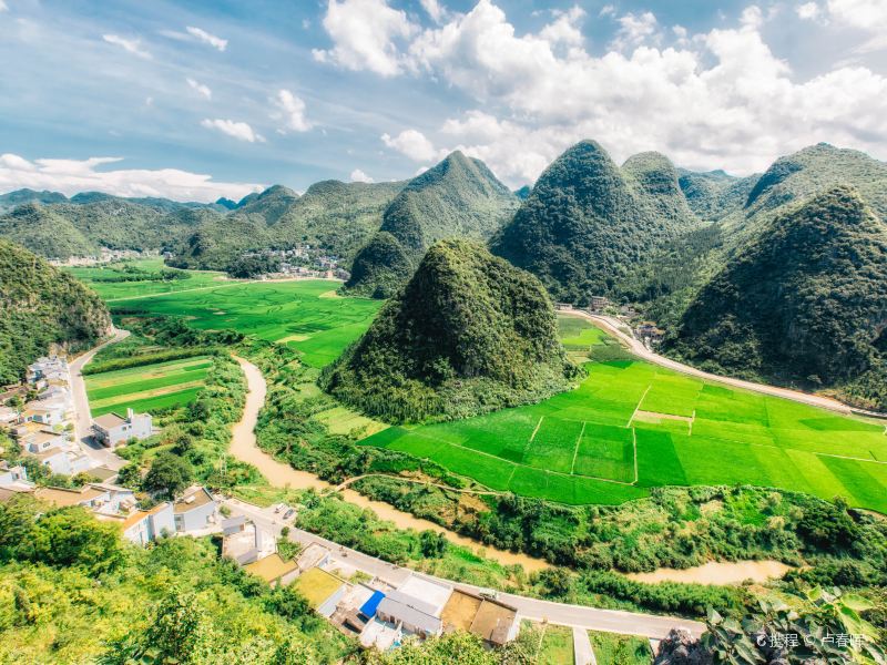 "好多开着黄灿灿的油菜花"青黛的峰林"贵州旅游丨五一小长假 1