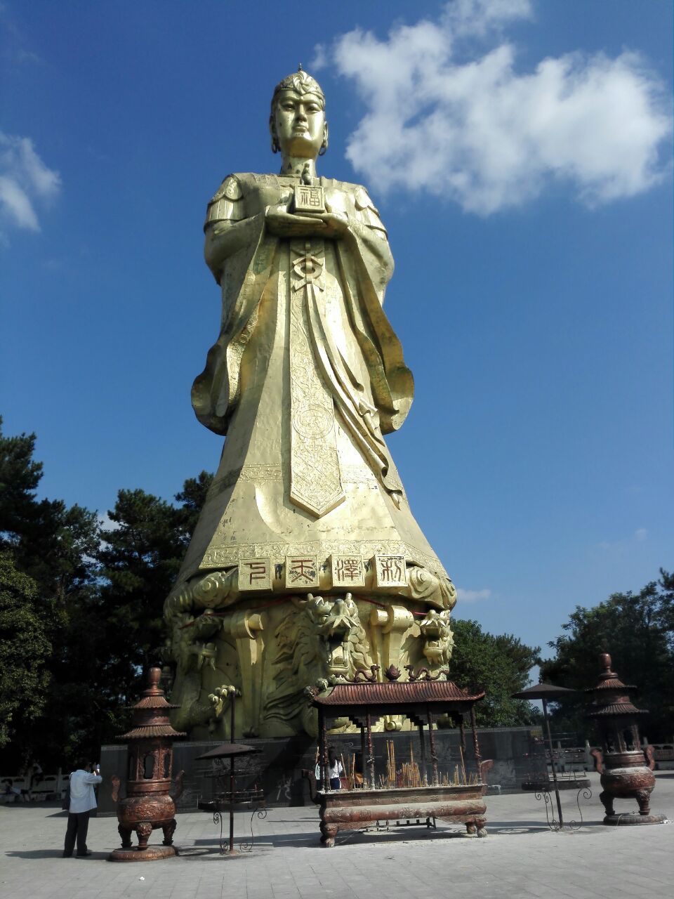 梧州龙母太庙图片