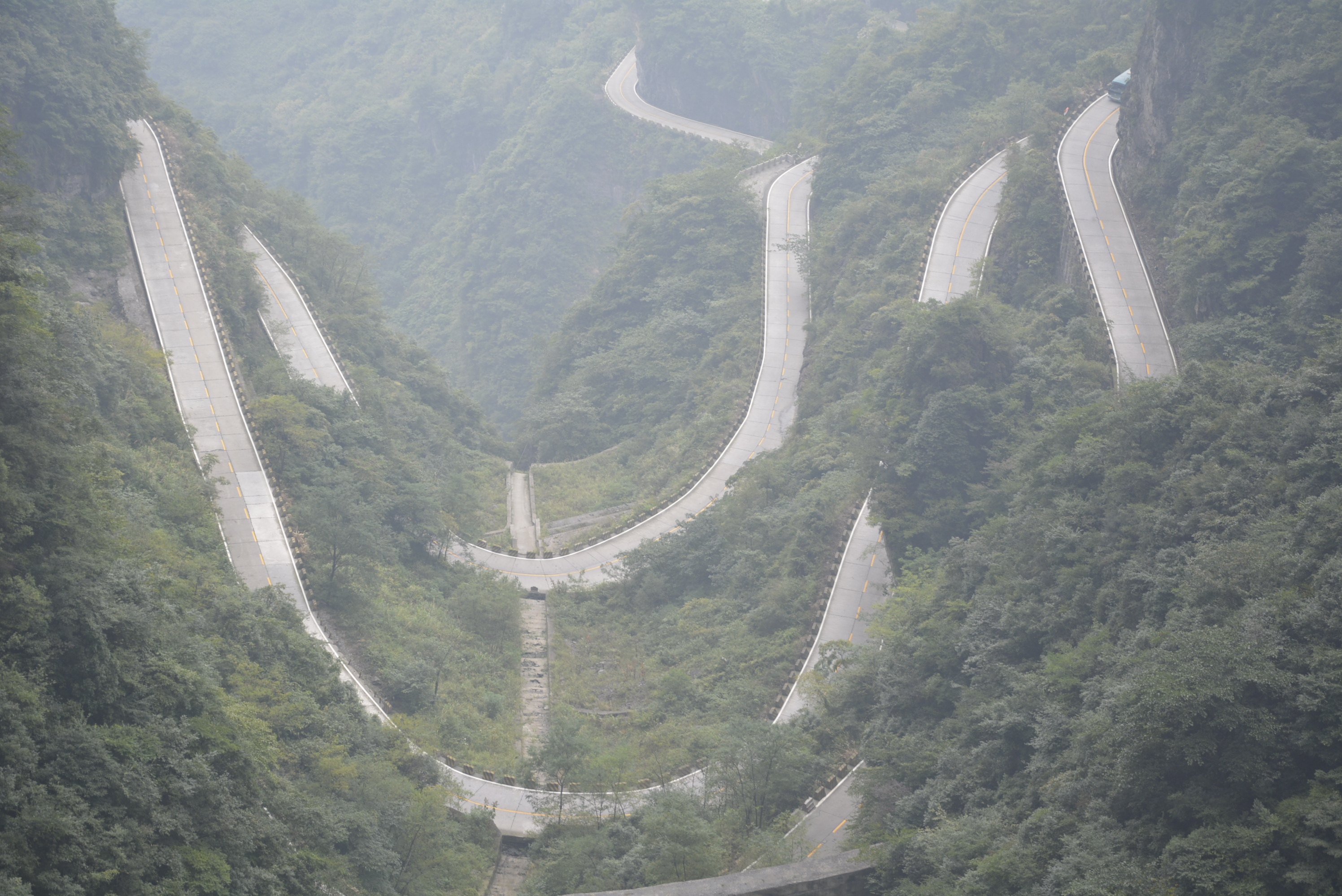 天门山通天大道