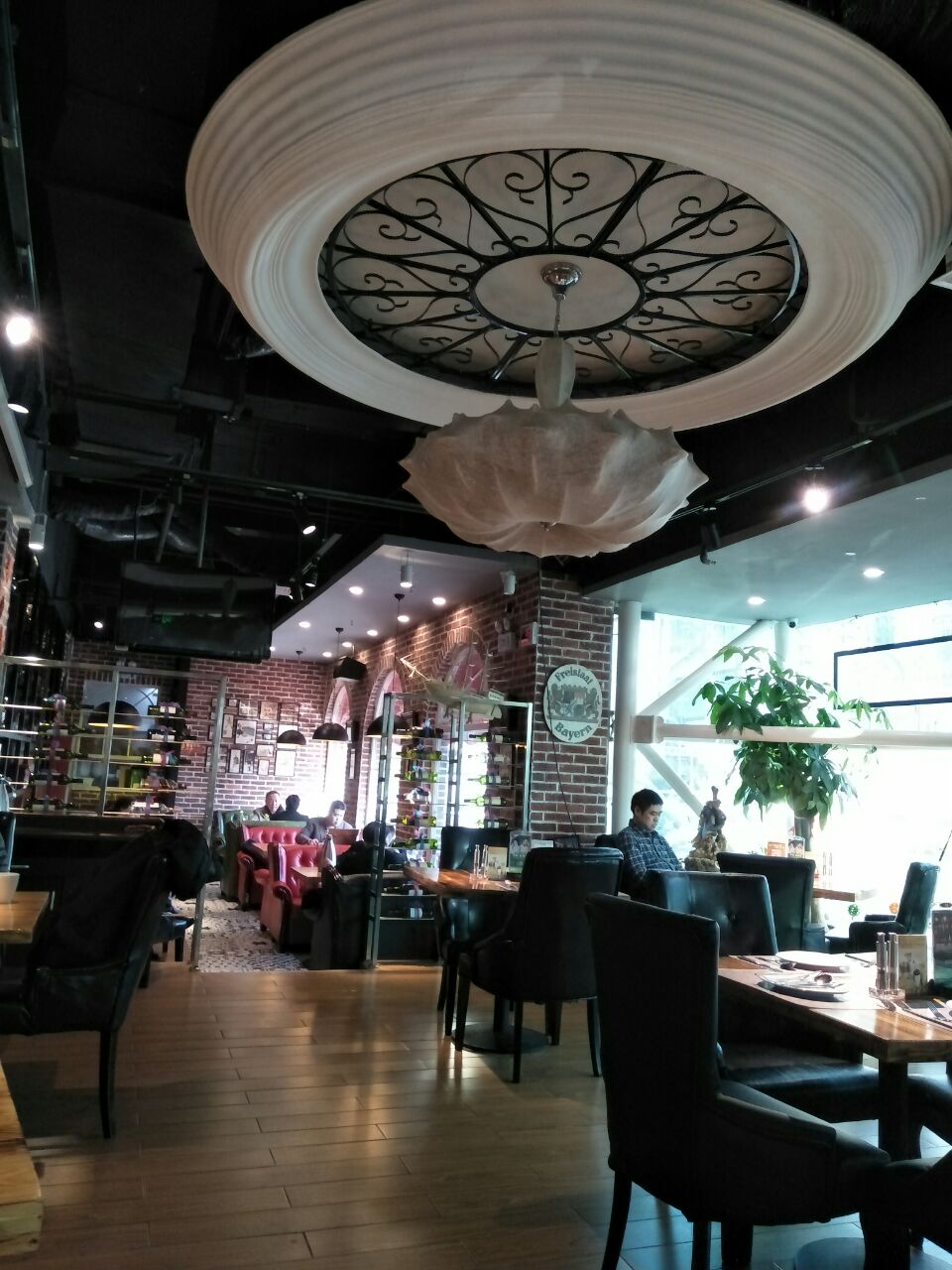 百万庄园牛排(新兴宾馆店)