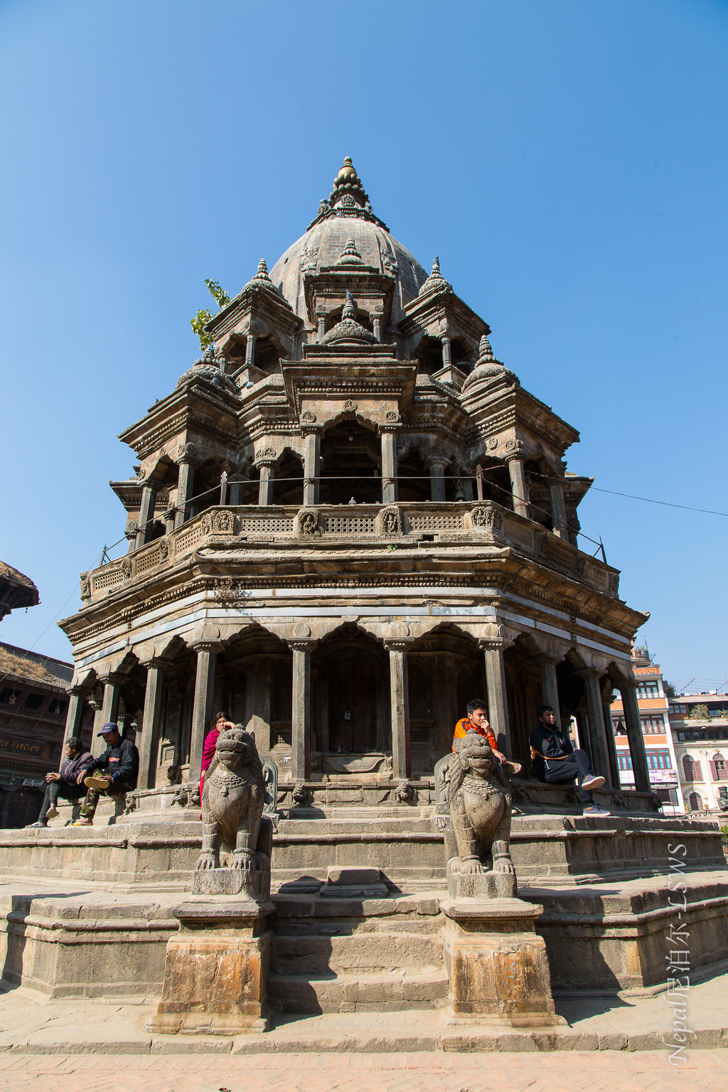 谷地杜巴广场目击庙宇震后景象,阿格拉泰姬陵见证千古爱情传奇-印度