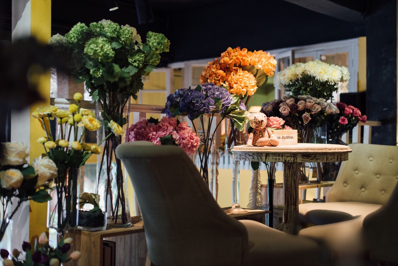 初见鲜花咖啡(酒吧街店)