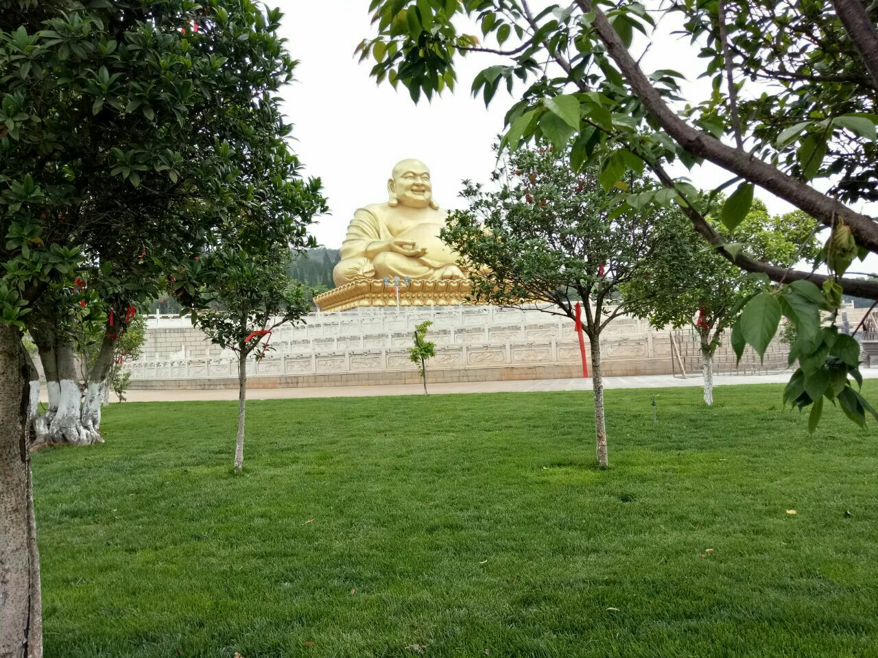 這處景點是來彌勒必到,彌勒寺和彌勒大佛是主要看點.