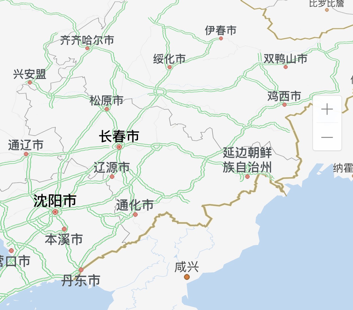 离长春比较近的海边,水比较干净,可以带宠物去的.