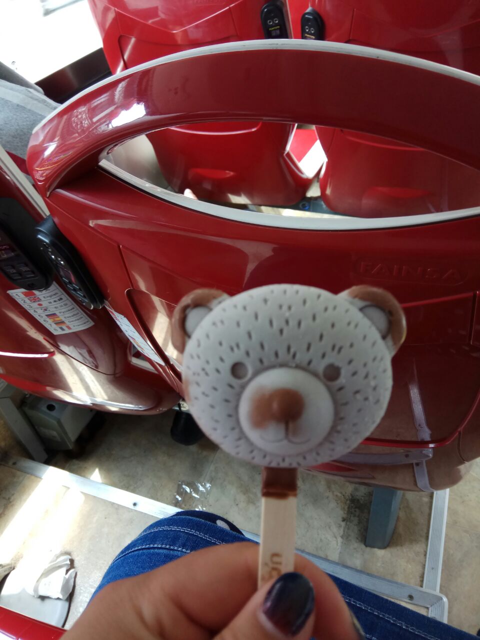 企鹅甜心卡通冰淇淋