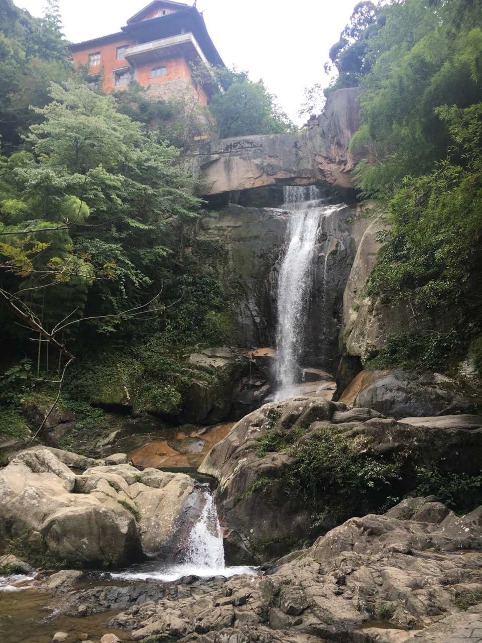 沒有看到石樑飛瀑奇景,其他景色感覺一般,跟其他這種類型的山山水水都