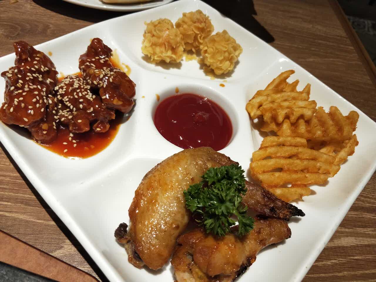 2019必胜客(卓悦汇店)_旅游攻略_门票_地址_游记点评,深圳旅游景点