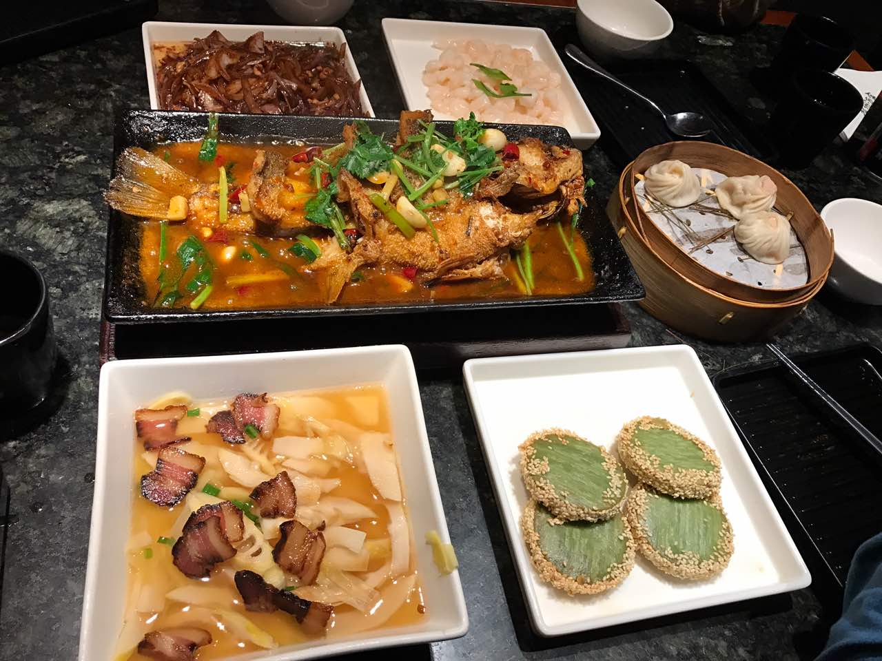 杭州酒家(延安路店)