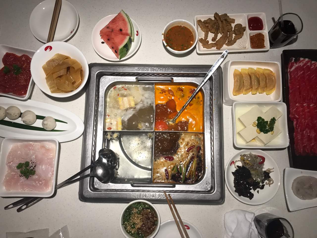 海底捞火锅(海达南路银泰店)