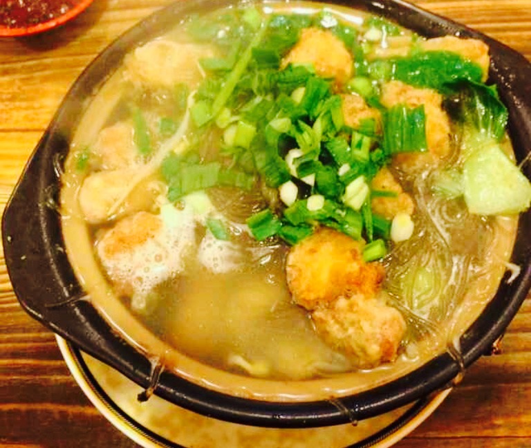 光棍砂锅 东北菜 直线距离190m