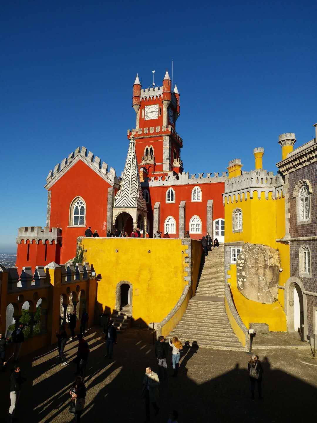 葡萄牙，探寻古城的独特魅力_凤凰网