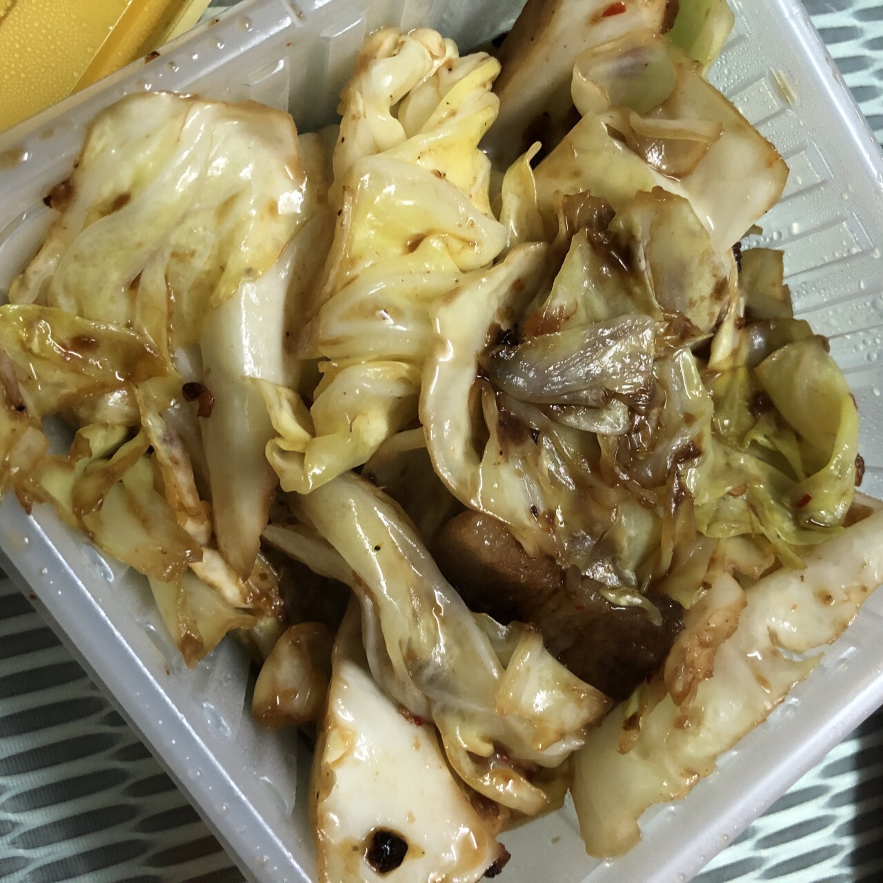 x0a;难得回家之后居然没饭吃,天太冷又不想在外头吃,索性路上叫个外卖