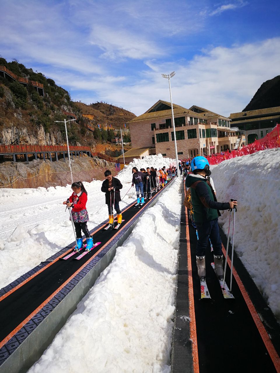 梅花山滑雪场图片