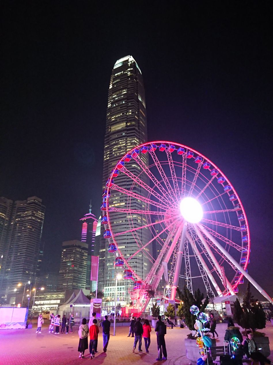 香港摩天轮夜景图片