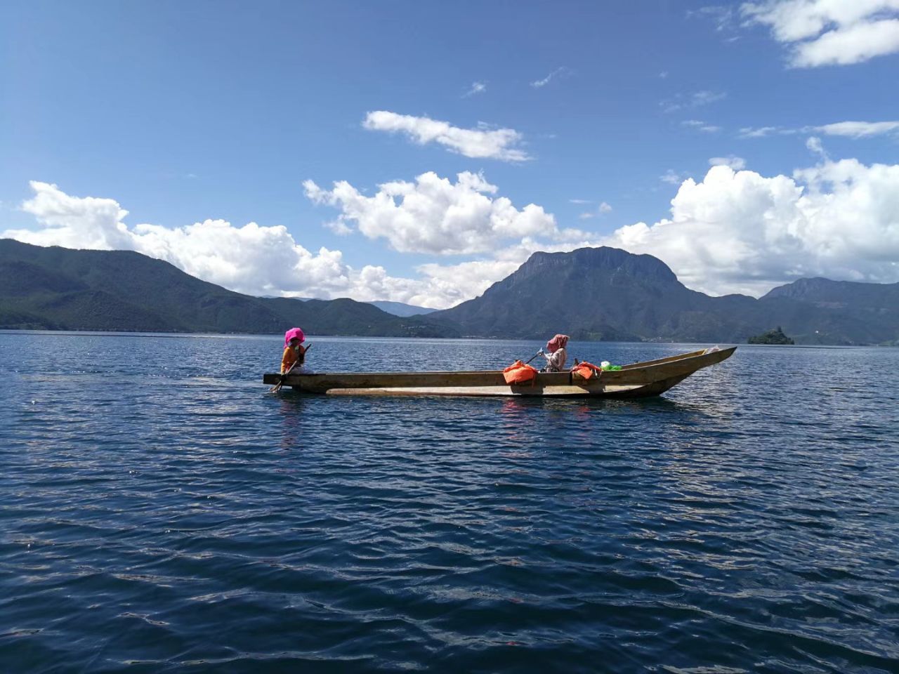 猪槽船游湖(大落水码头)