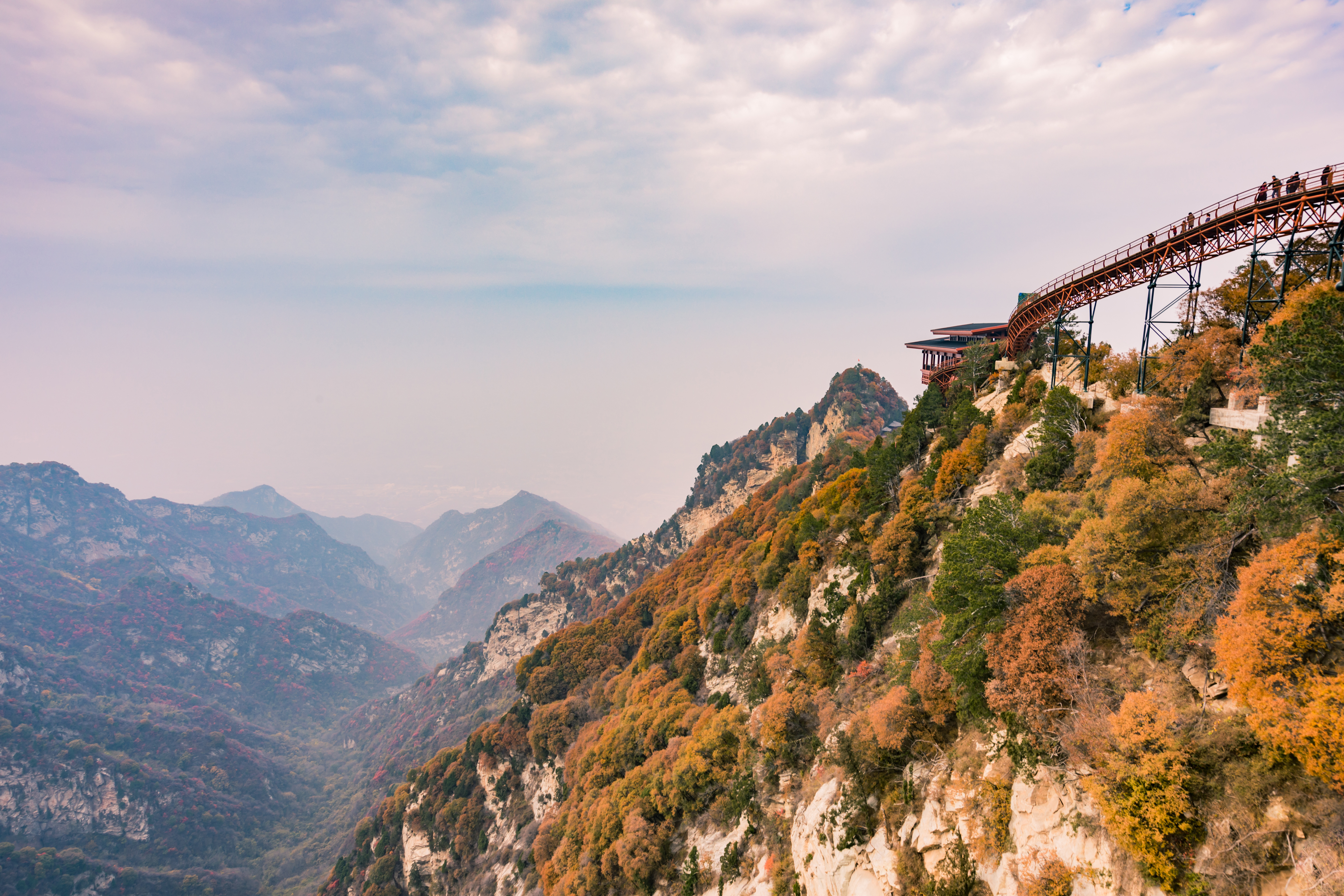 1-Day Weinan Tour: Explore the Natural Beauty of Shaohua Mountain, Historical Depth of Weinan Museum