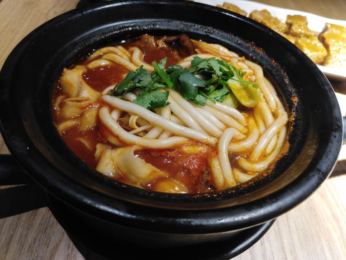 2023姐弟俩土豆粉美食餐厅,环境:确实比以前好,但味道.【去哪儿攻略】