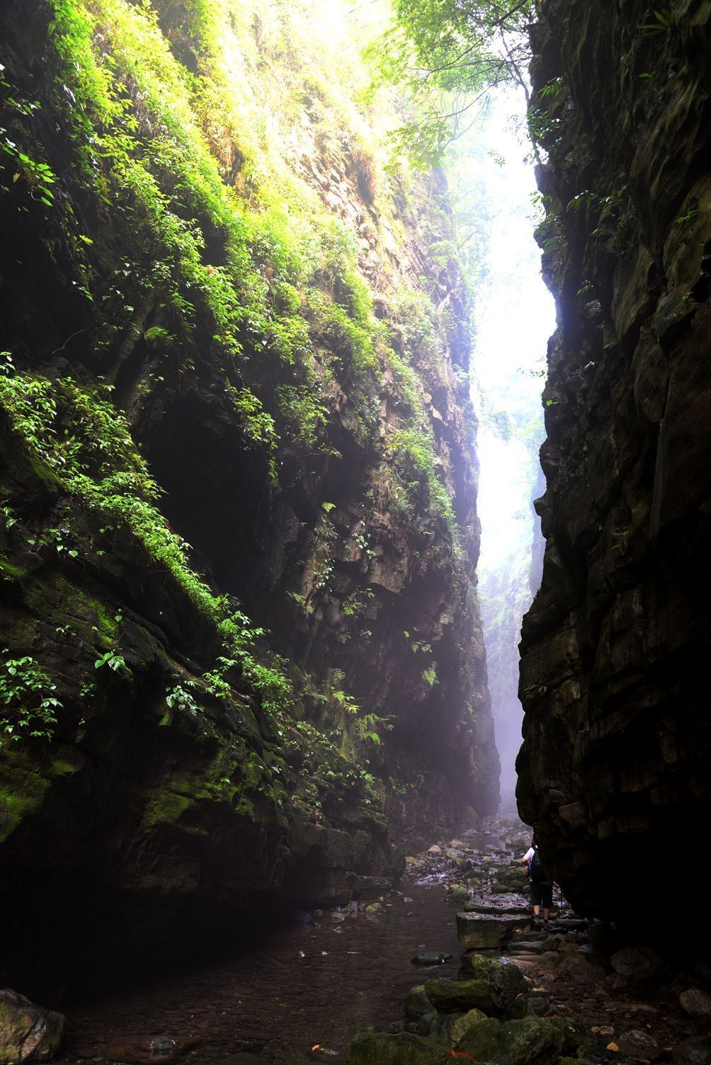 峨眉山一線天攻略,峨眉山一線天門票/遊玩攻略/地址/圖片/門票價格