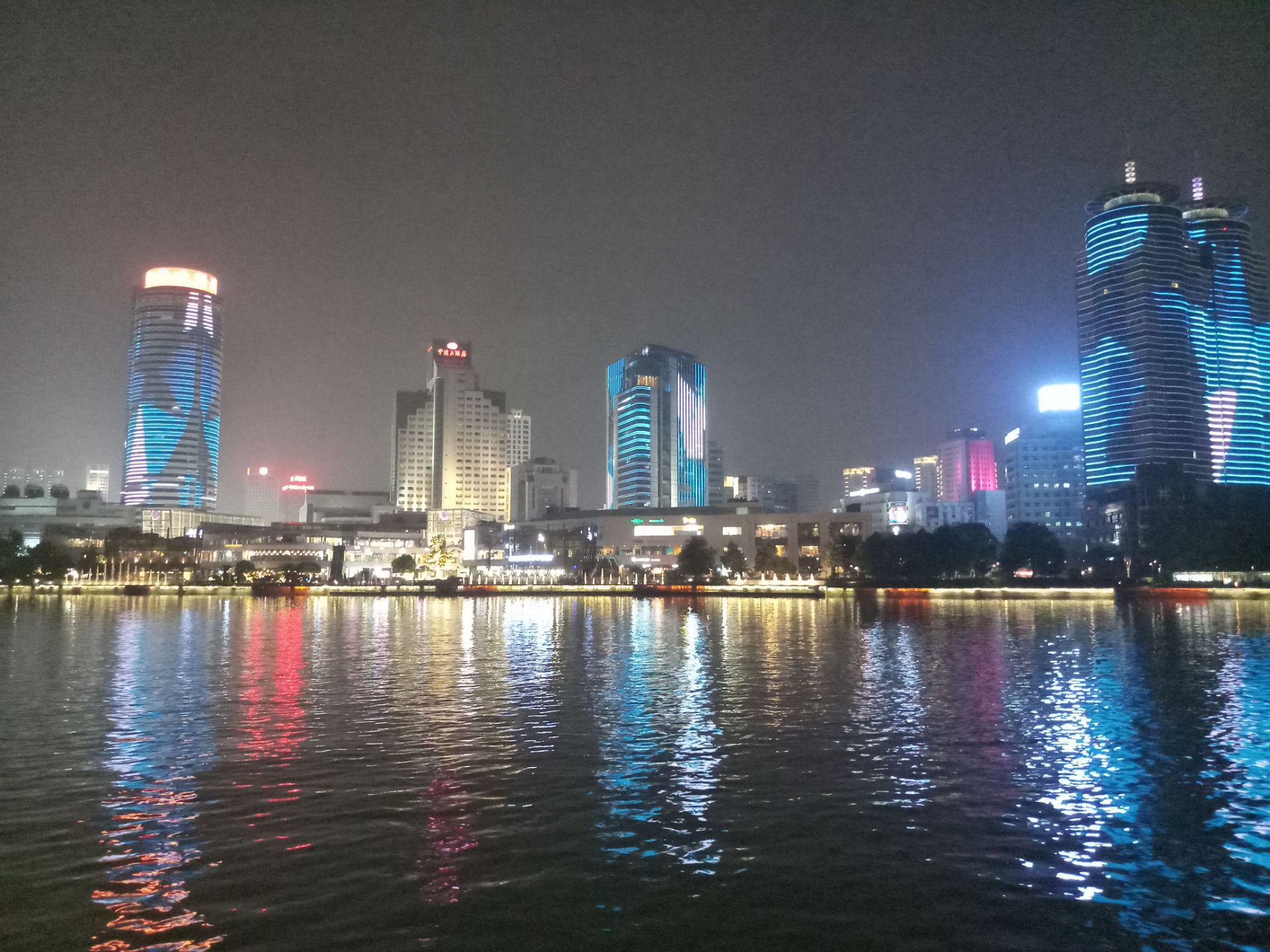 重庆三江口夜景图片