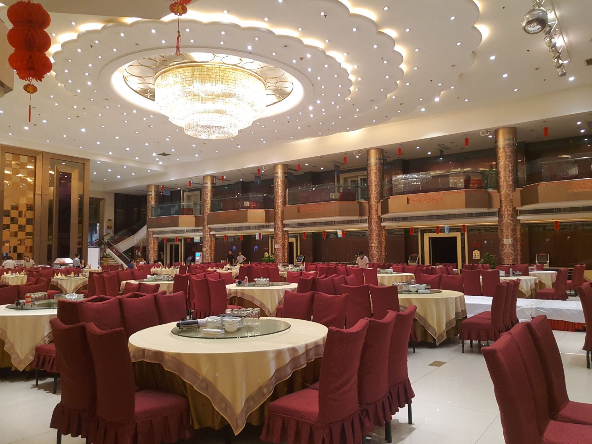 青岛海尔洲际酒店·venu 海景酒廊