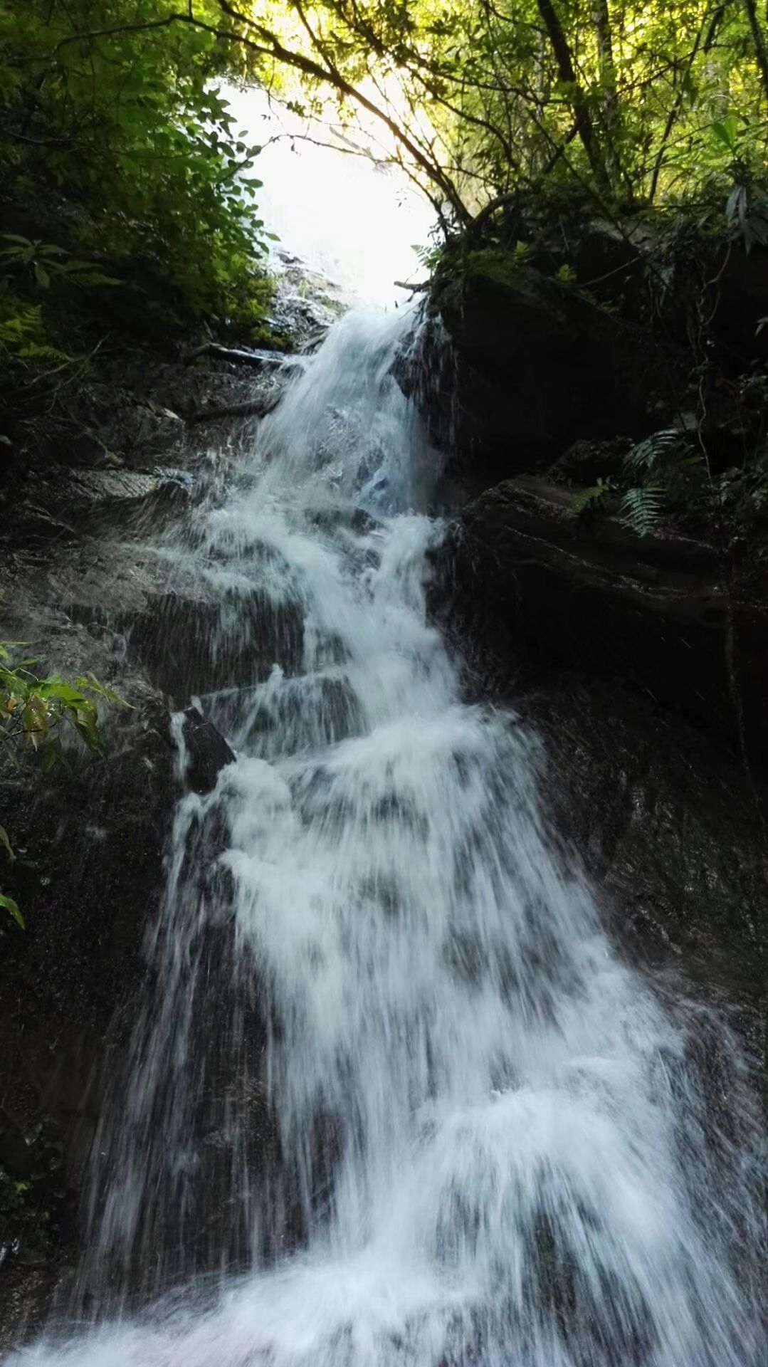 砚山浴仙湖风景名胜区图片