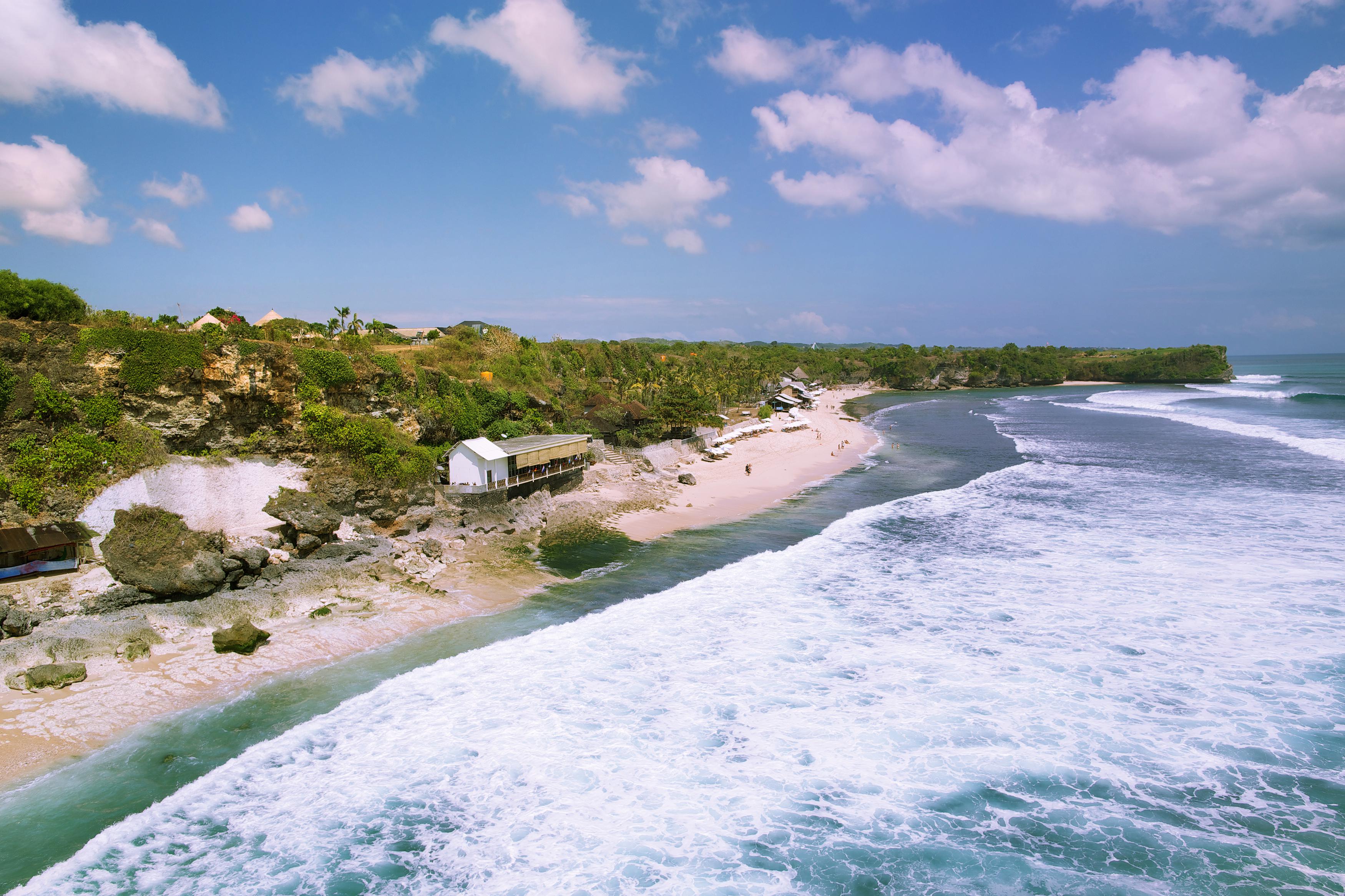 巴兰杠海滩 直线距离705m