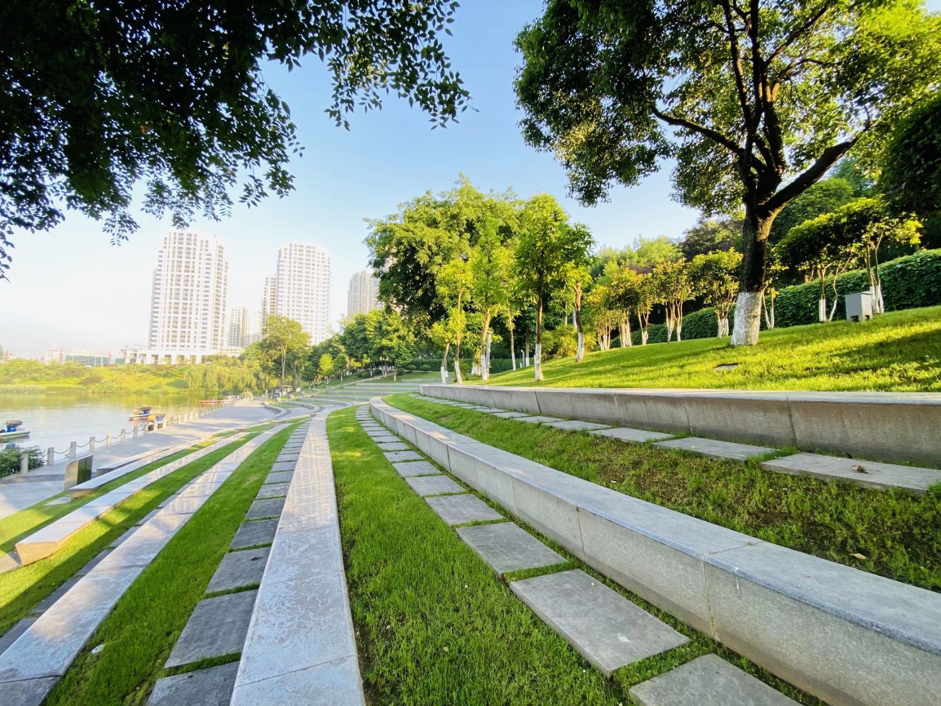2023重庆中央公园游玩攻略,公园位于渝北区,面积非常的【去哪儿攻