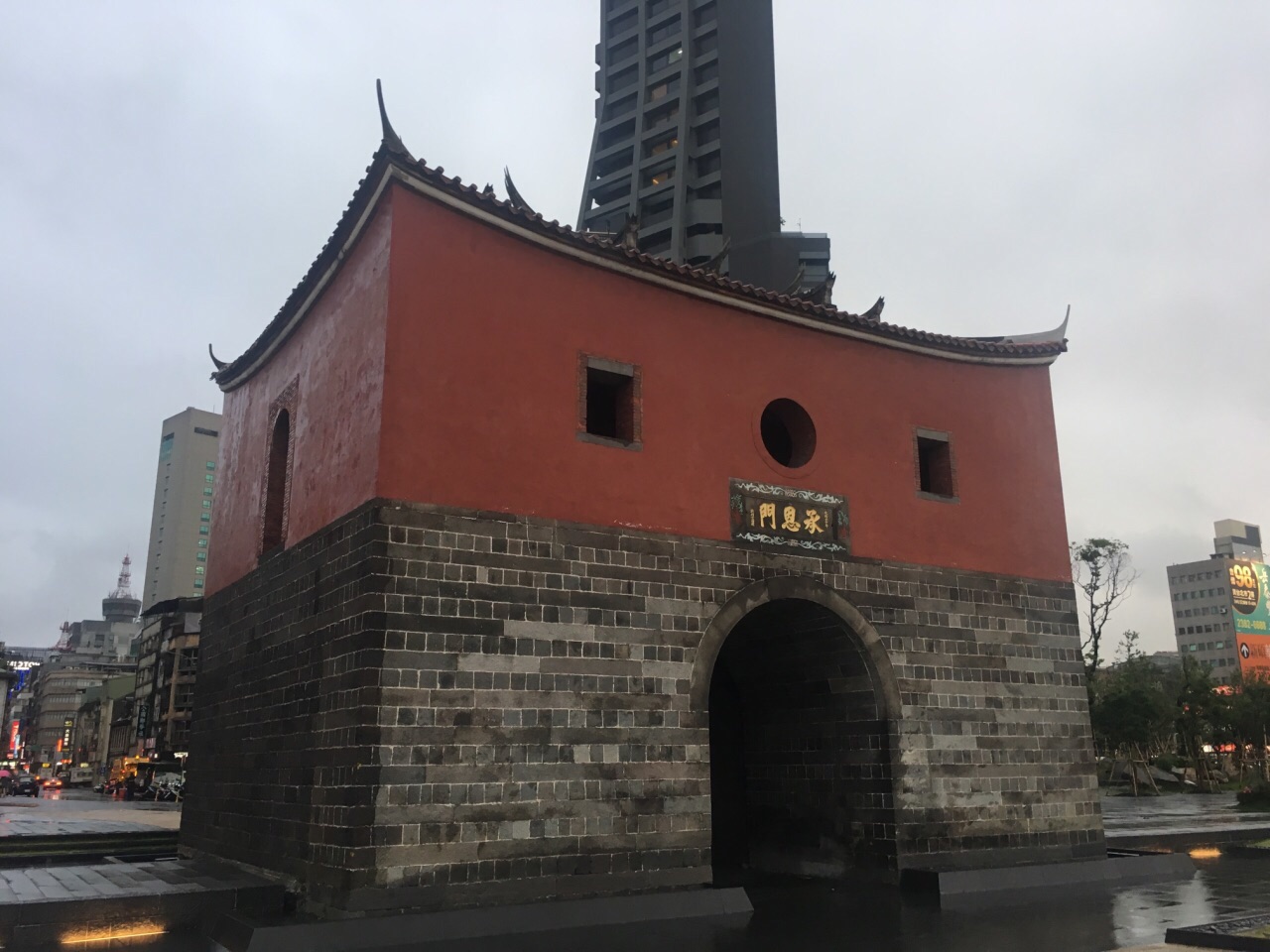 2022北门广场游玩攻略,北门广场就在北门门票，旁边...【去哪儿攻略】