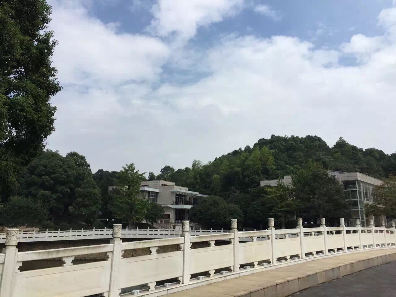 【携程攻略】长沙湘麓山庄餐厅好吃吗,湘麓山庄餐厅味道怎么样,环境