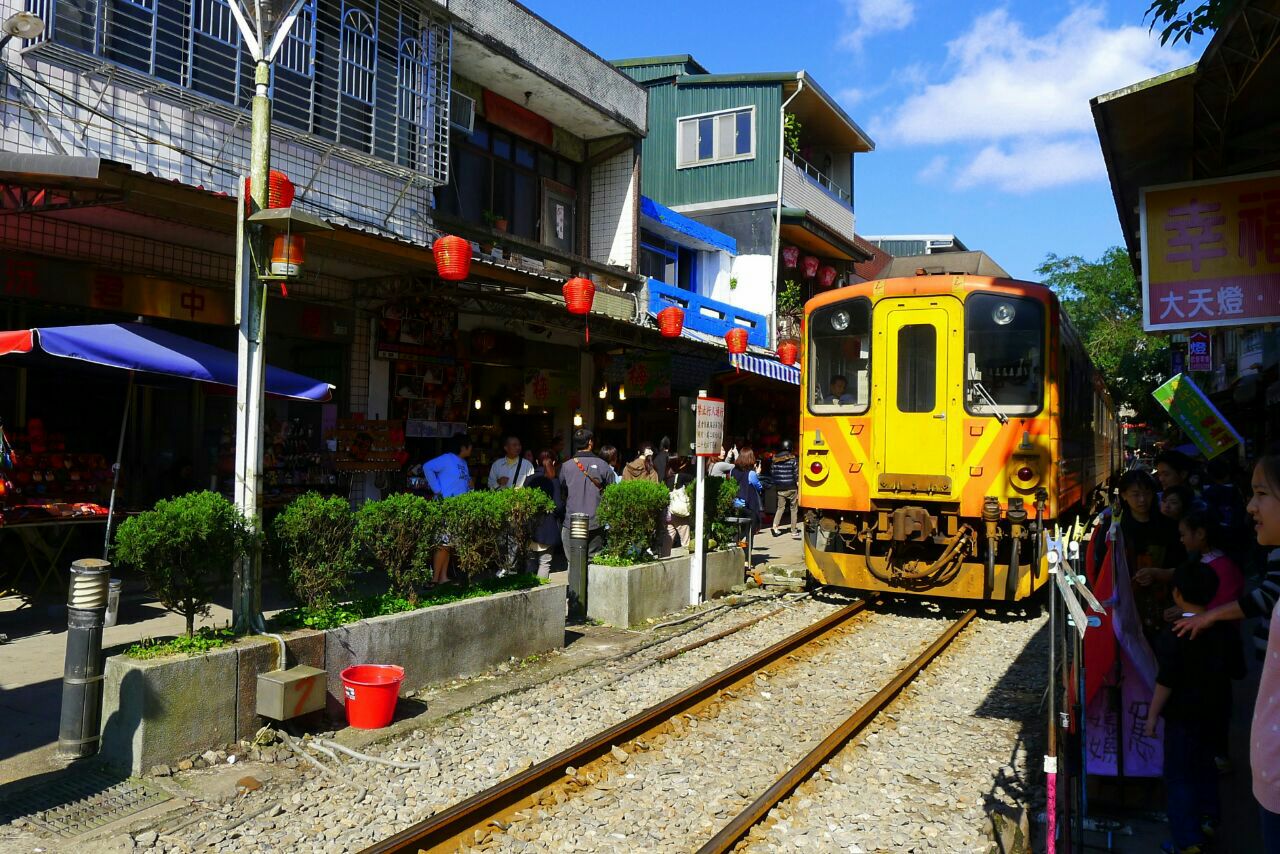 【攜程攻略】平溪區十分車站景點,十分車站是平溪鐵路線上最大站,也是