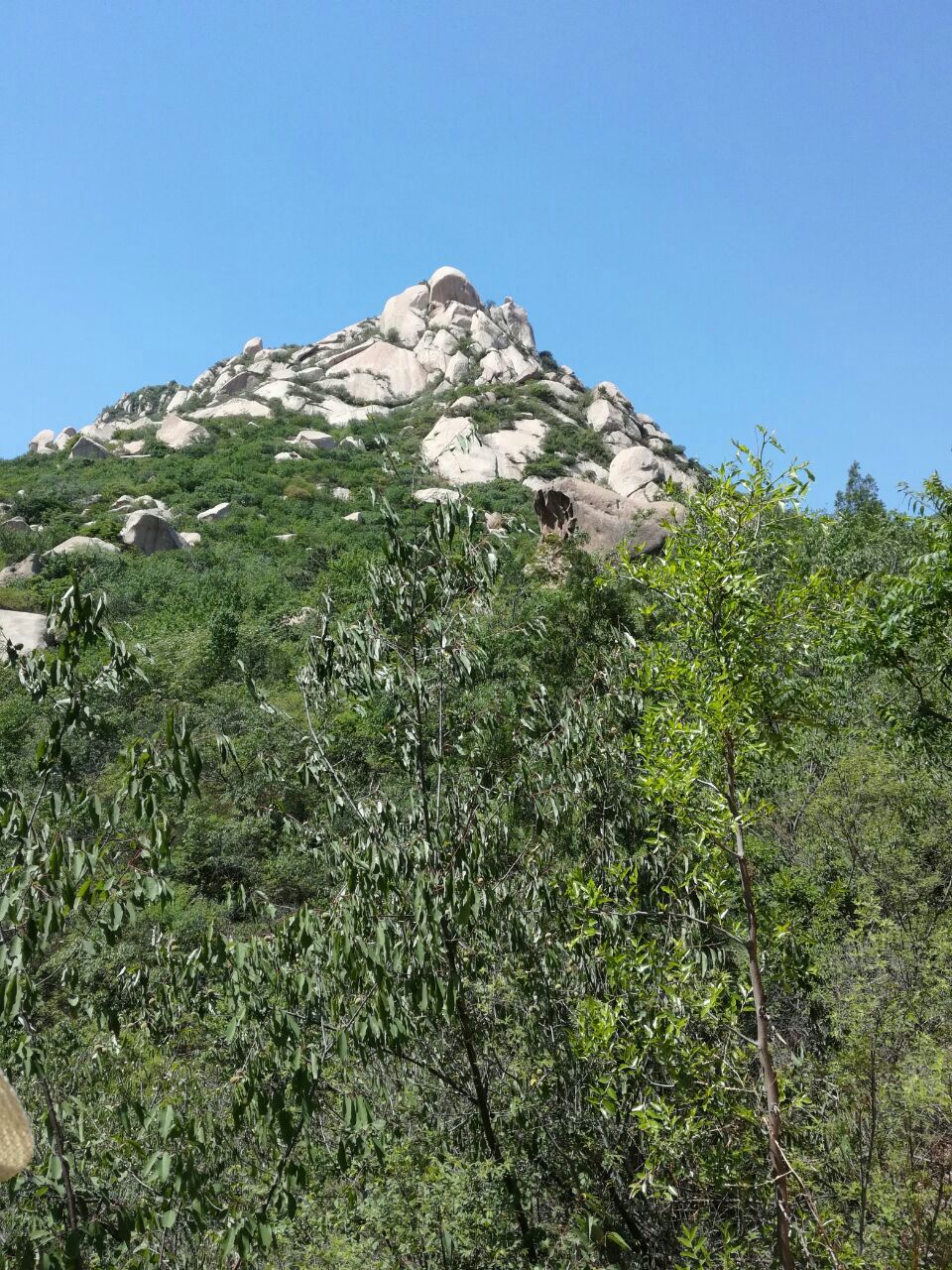 昌平區北京後花園(白虎澗)風景區景點,離北京市區三十多公里,門票六十