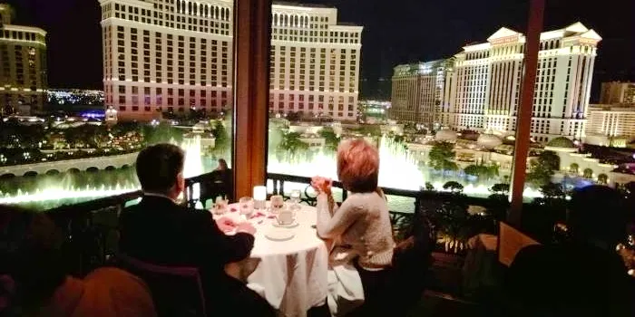Eiffel Tower - Restaurant in Las Vegas